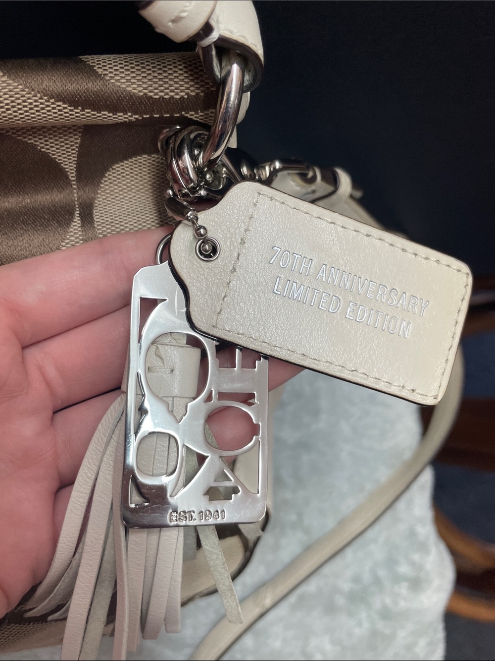 Coach ‘Willis’ 70th Anniversary Crossbody - Picture 7 of 16